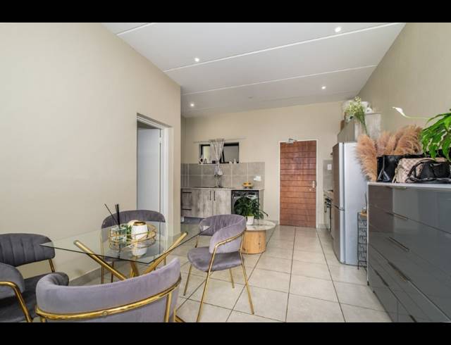 1 BEDROOM TOWNHOUSE FOR SALE IN WHITERIDGE